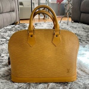 Louis Vuitton Alma mm